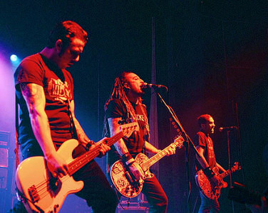 Ginger, Scott and CJ - Wolverhampton - 17th December 2006 - &copy; Trudi Knight 2006